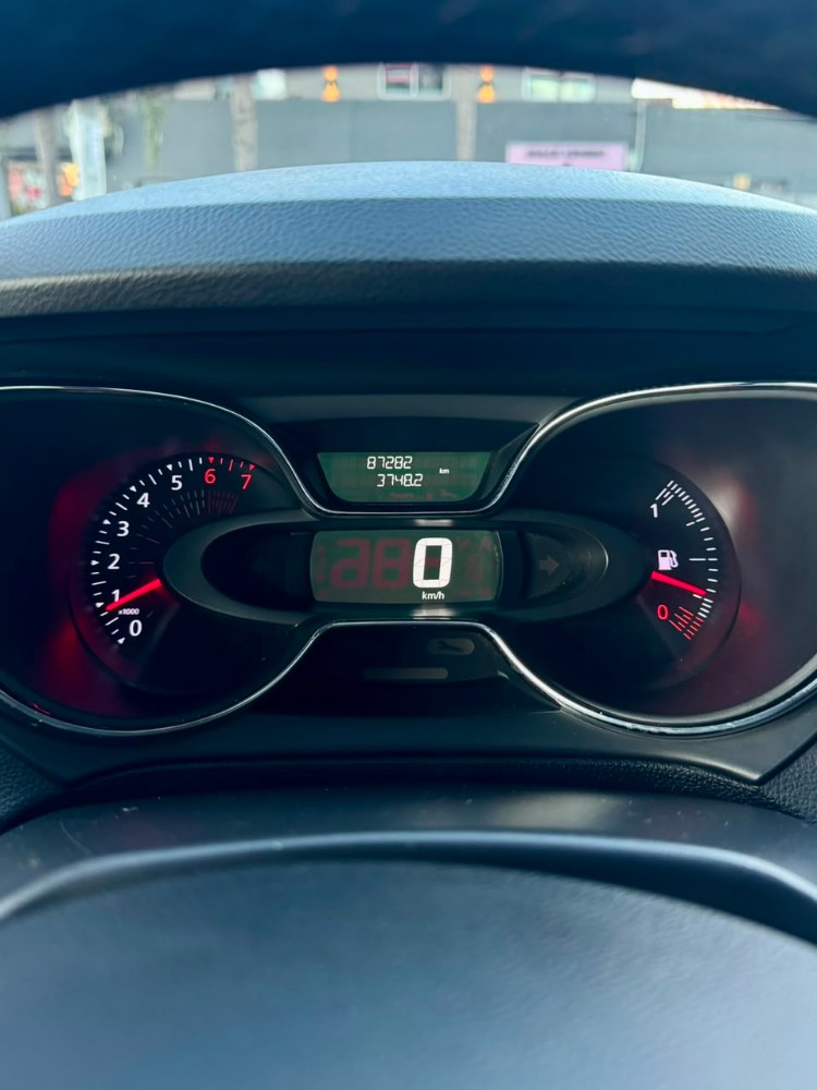 Renault Captur Intens — foto 9